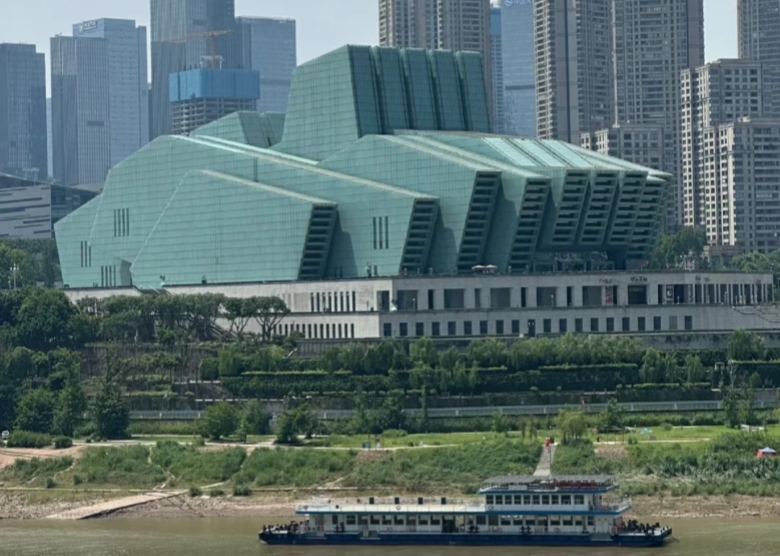 Visit Chongqing Grand Theatre