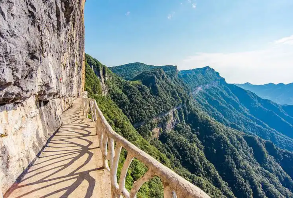 Cliff Plank Road