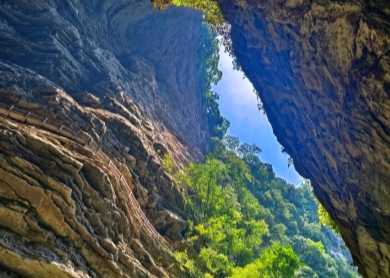 Longshuixia Fissure Gorge