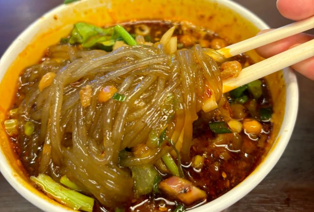 Suanla Fen (Hot and Sour Vermicelli)