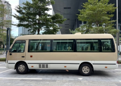 19-seater car