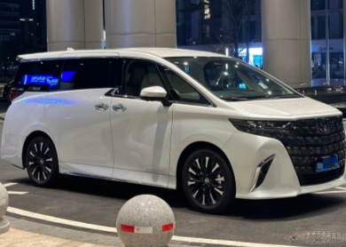 5-seater car