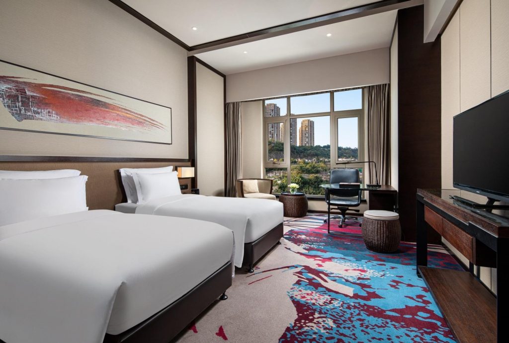 Crowne Plaza Chongqing Jiefangbei by IHG