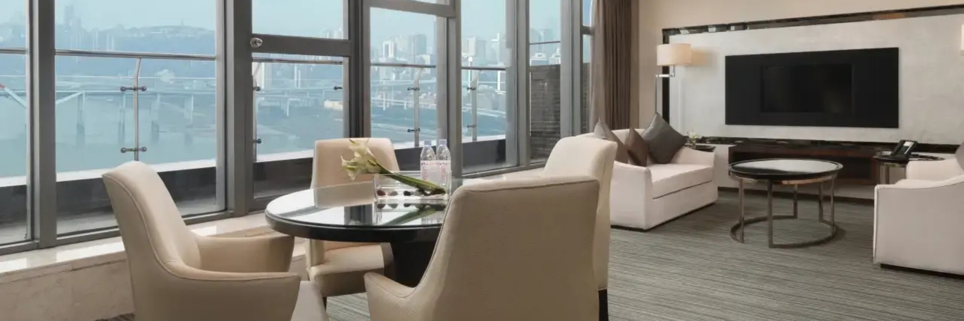 Top Nanbin Road Hotels in Chongqing | Riverside Picks