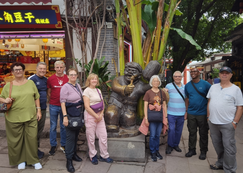 Chongqing Travel Tips: Visa-Free, Weather & Where to shop