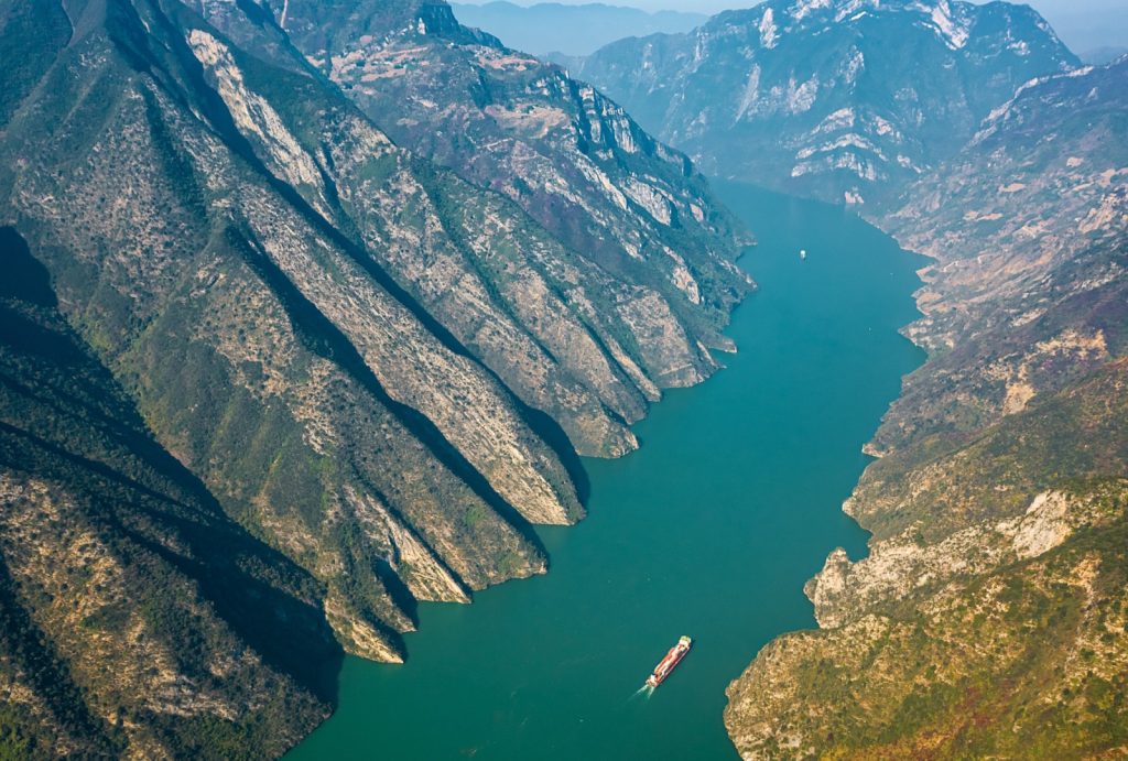 Wuxia Gorge scenery