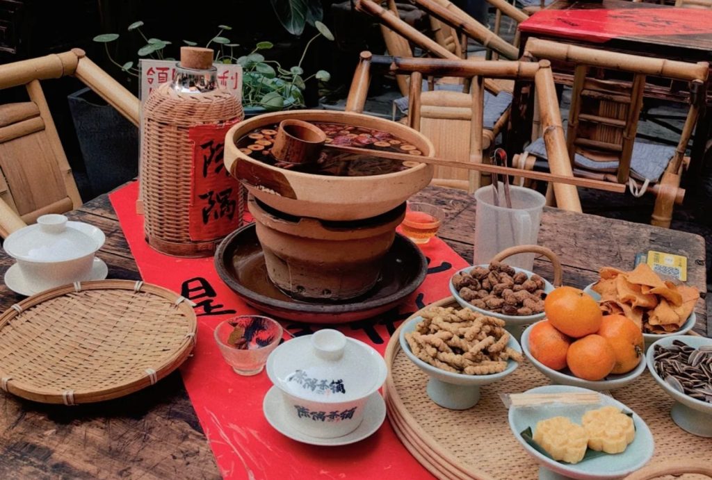 Experience Chongqing's slow life at the teahouse in Shibati