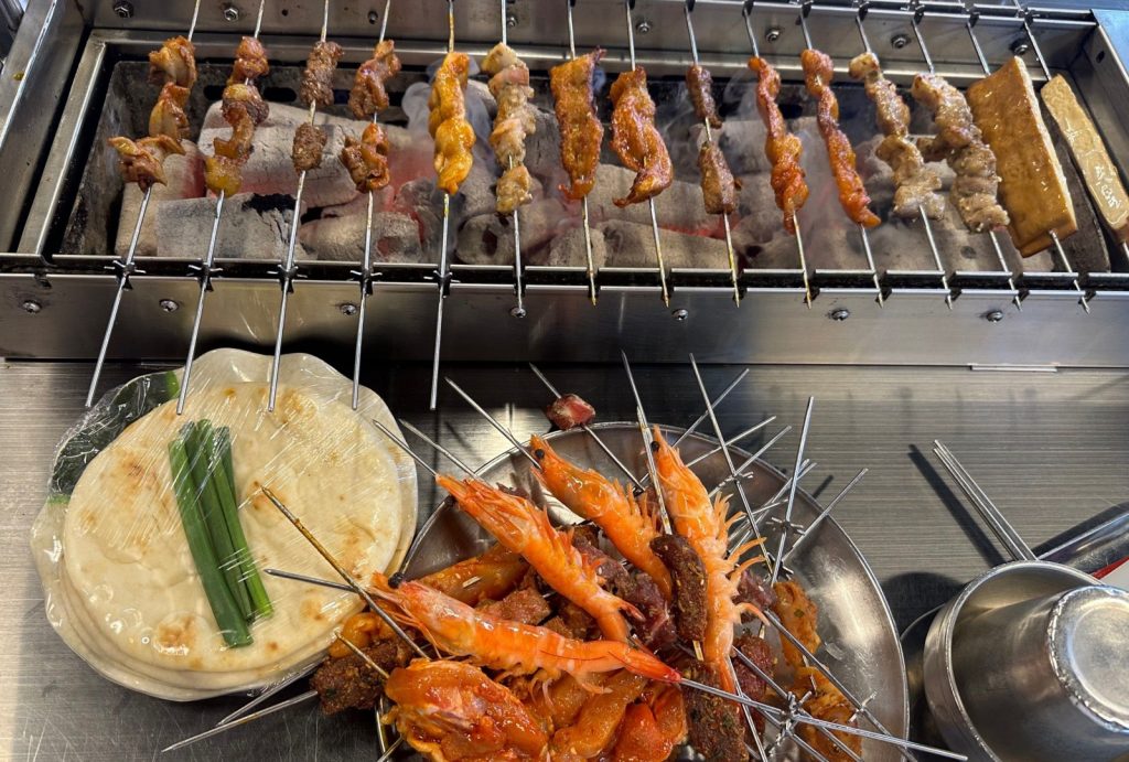 Grilled skewers (烧烤)