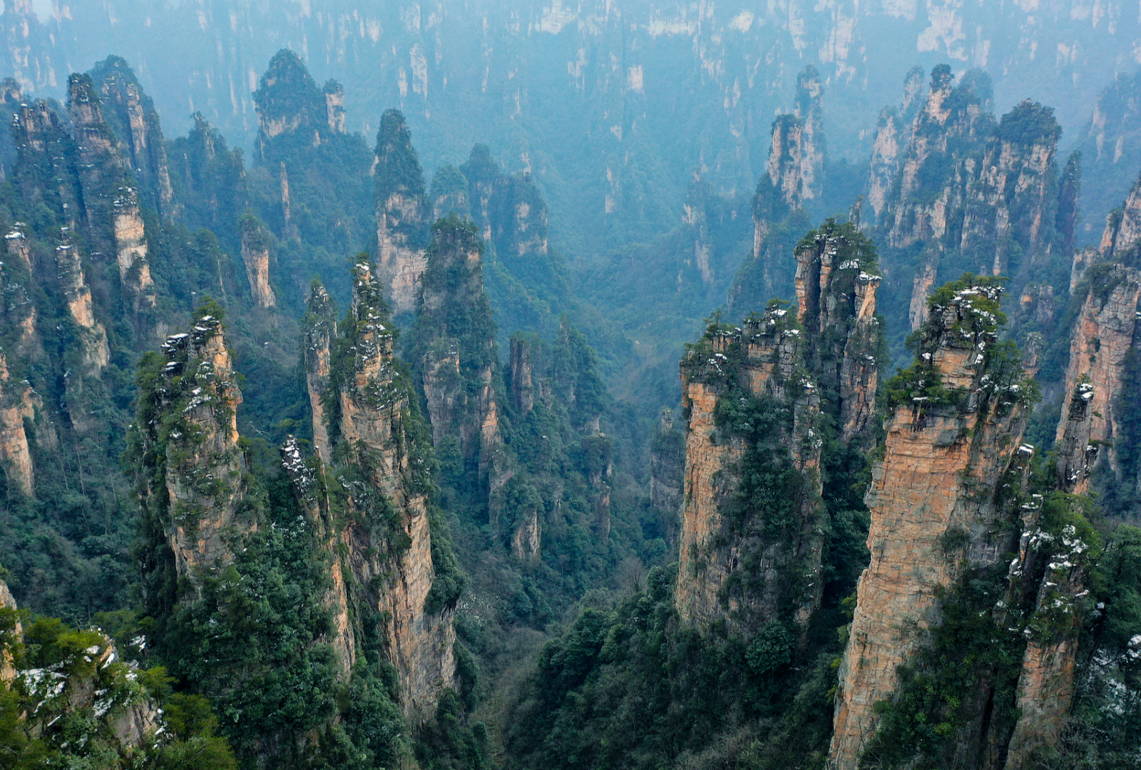 China's Avatar Hallelujah Mountains in Zhangjiajie