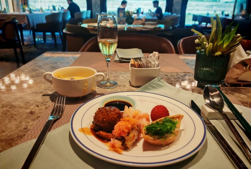 Cuisine on Century Cruises
