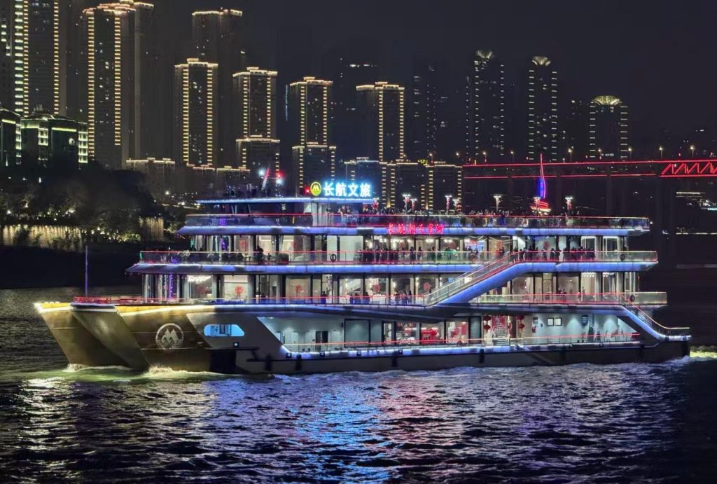 Night cruise at Chaotianmen Dock