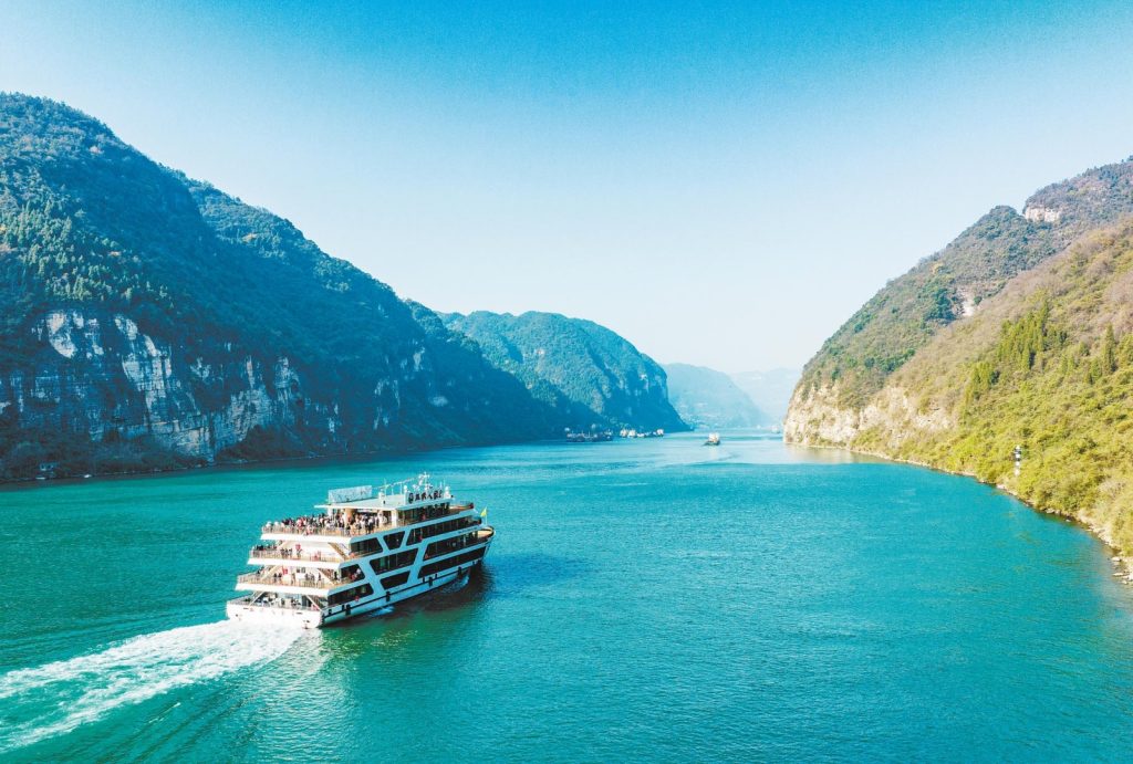 Three Gorges cruise ship sails through the Yangtze River