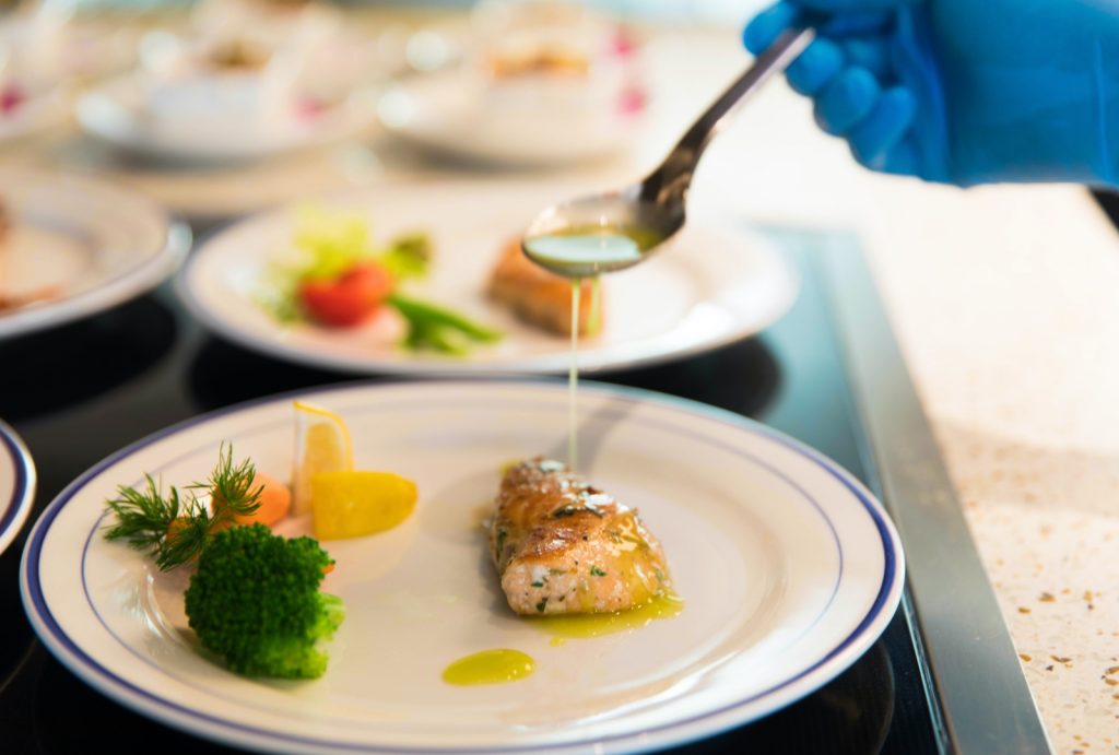 Century Glory Cruise dining room delicious food