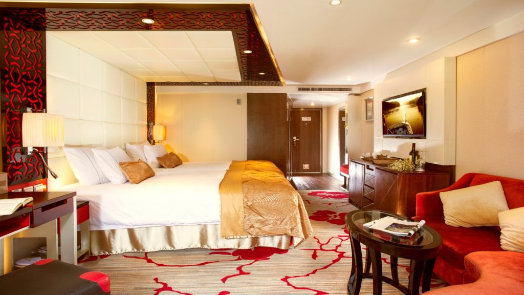 Century Legend Luxury Suite